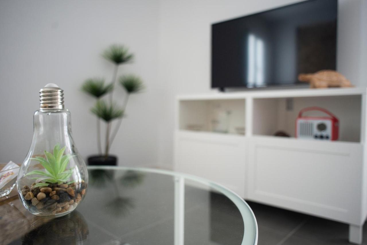 Apartamento El Tanguillo Little Apartments كاديز المظهر الخارجي الصورة